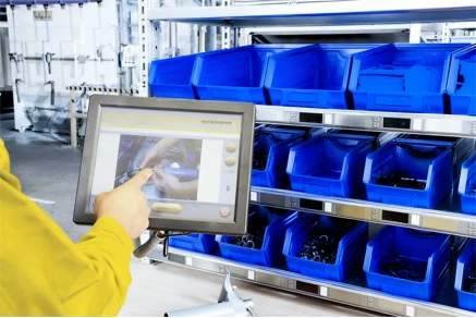 Choosing the Right Storage Solution for Maximum Warehouse Efficiency Choosing the Right Storage Solution for Maximum Warehouse Efficiency