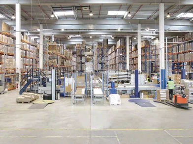 What Is Traditional Warehousing? What Is Traditional Warehousing?